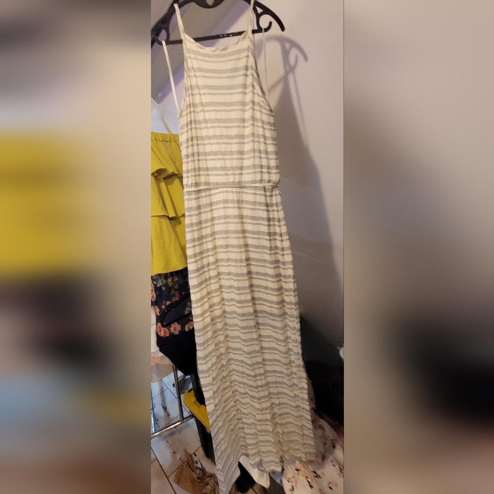 SPLENDID eyelet Maxi Dress. With Half Slip And Side Slit. Med - Picture 4 of 11